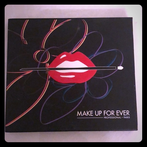 Makeup Forever- Palette 9 Artist shadow - Picture 2 of 4
